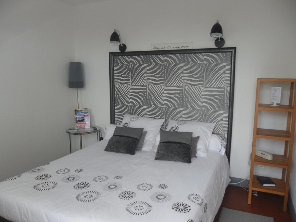 Hotel La Buissonniere Bannay  Rom bilde
