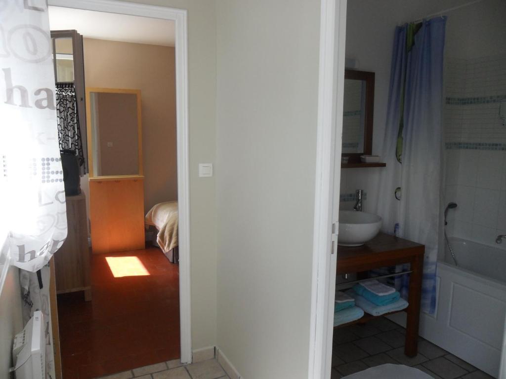 Hotel La Buissonniere Bannay  Rom bilde