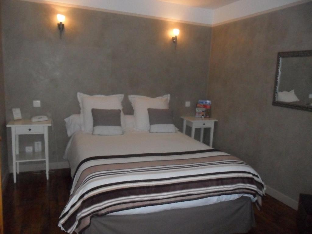 Hotel La Buissonniere Bannay  Rom bilde